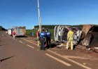 Caminhão com Placas de Mercedes tomba e motorista  Morre