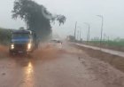 Chuva provoca alagamento na PR-491 em Nova Santa Rosa