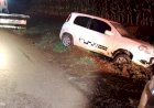 Jovem de 19 anos fica ferido após saída de pista na PR-182 entre Maripá e Toledo