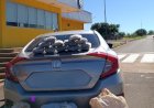 Mulher é presa com 50 quilos de skunk em carro roubado durante abordagem da PRF