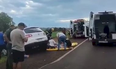 Colisão frontal na BR-369 deixa um morto e vários feridos em Ubiratã