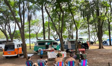 Em Porto Mendes está acontecendo o 5º Encontro de Motorhomes