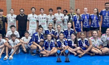 Nova Santa Rosa conquista vice-campeonato no masculino e feminino na Copa Oeste de Futsal