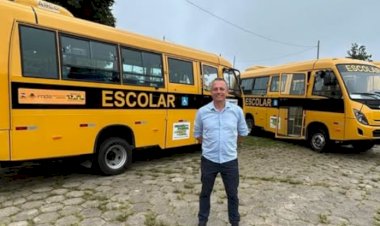 Marechal Rondon recebe dois novos ônibus escolares para reforçar transporte  Subtítulo: