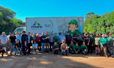 ACAN recebe caminhão para reforçar trabalho da coleta seletiva em Marechal Rondon