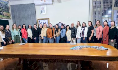 Primeiros aprovados em concurso público tomam posse em Nova Santa Rosa