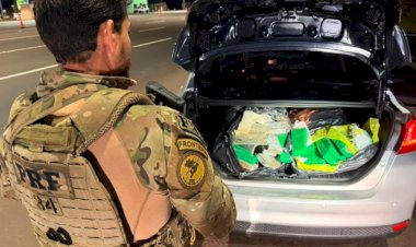 PRF apreende maconha e cigarros durante operação na BR-277, no Oeste do Paraná