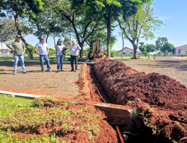 Praça Willy Barth recebe melhorias e serviços de manutenção em Planalto do Oeste
