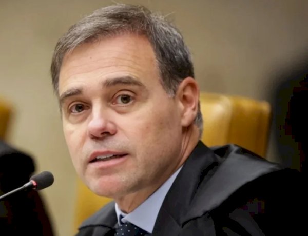 Voo com ministro do STF é abortado após falha mecânica em aeronave