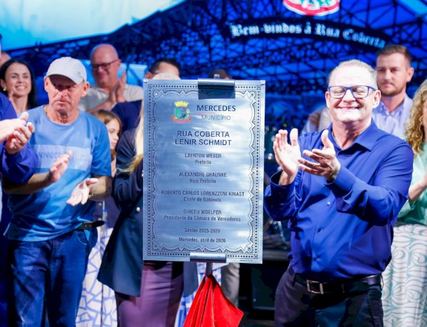 Inauguração da Rua Coberta reúne multidão e marca nova fase para Mercedes