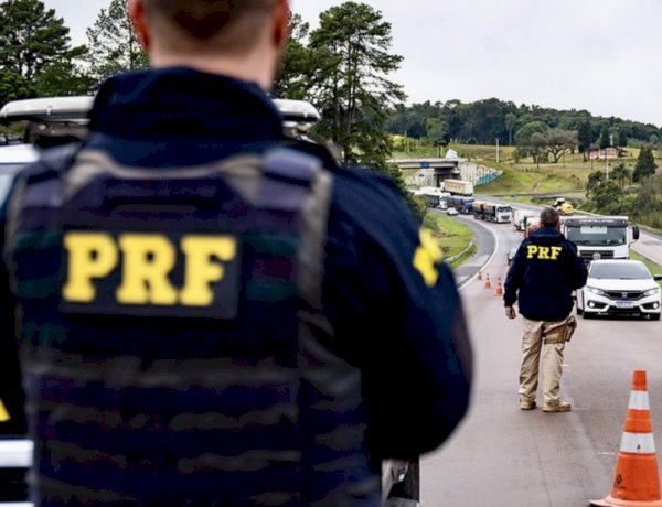 PRF intensifica fiscalização nas rodovias do Paraná durante o feriado do Dia do Trabalho