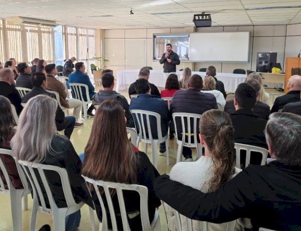 Prefeitura de Marechal Cândido Rondon homenageia líderes religiosos no Dia do Pastor
