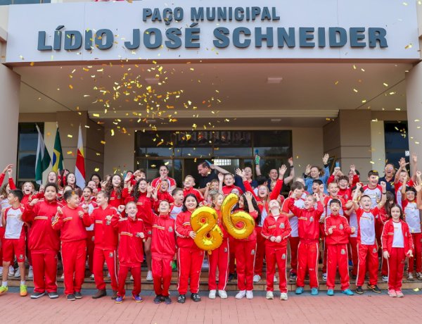 Mercedes salta da 177ª para a 2ª melhor educação do Paraná com Ideb 8,6