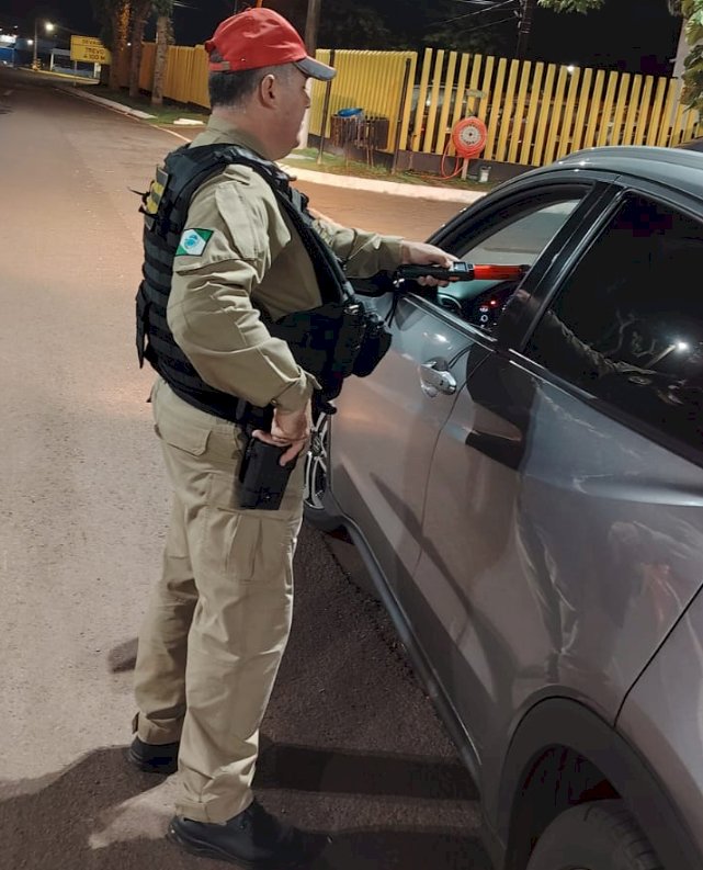 5 condutores se recusaram a realizar o teste etilômetrico, durante operação lei seca