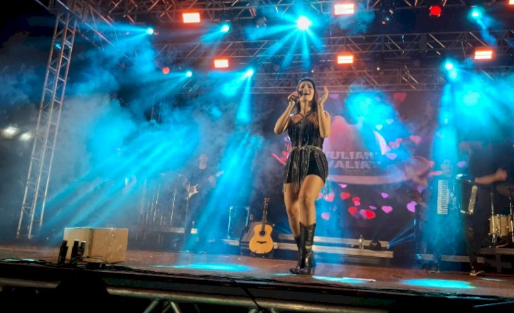 Juliana Valiati encerra a noite com show vibrante no Ecoturismo 2025