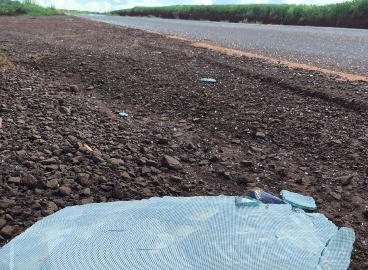 Mulher fica ferida após capotamento na PR-491  próximo ao acesso da Linha Neuhaus em Novo Três Passos