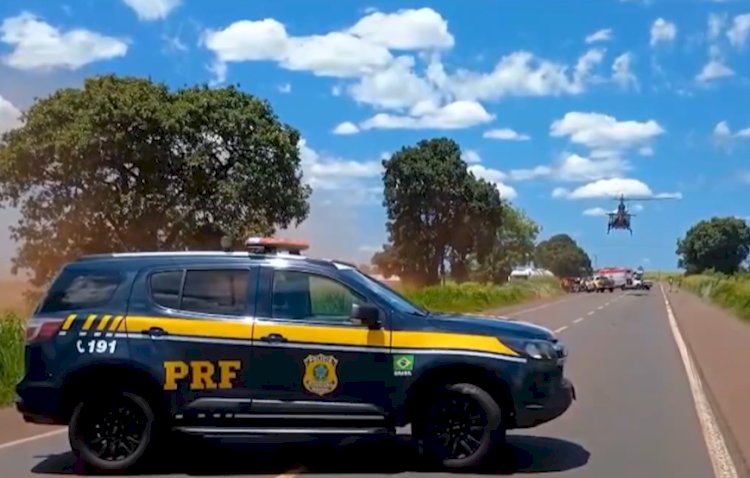 Colisão frontal entre caminhonetes deixa feridos graves na BR-369, em Juranda