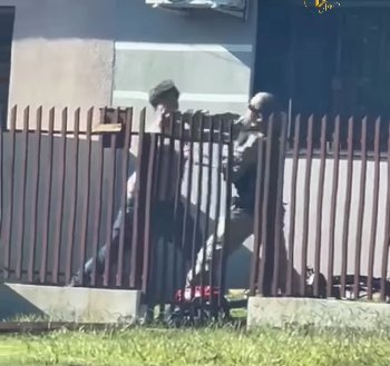 Motorista embriagado provoca acidente, fere pedestre e ameaça policiais em Santa Helena