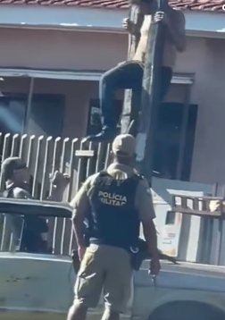 Motorista embriagado provoca acidente, fere pedestre e ameaça policiais em Santa Helena