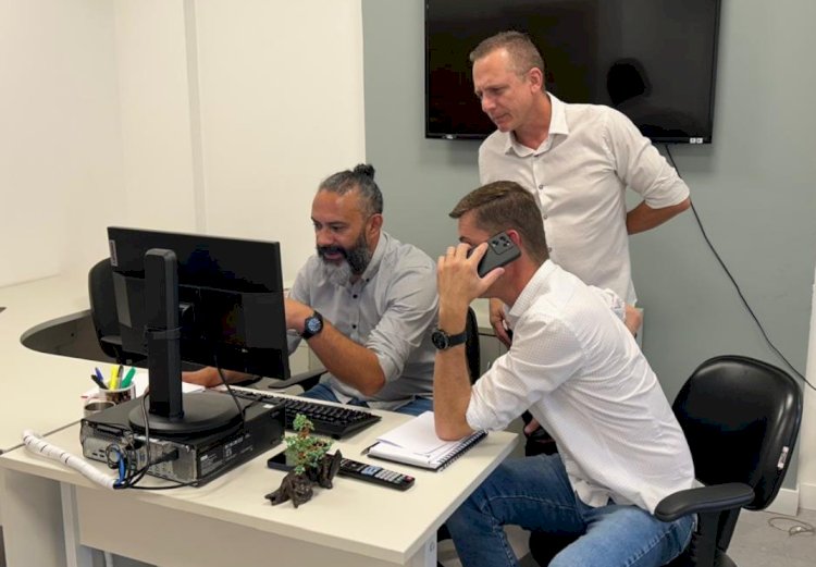 Comitiva de Marechal Rondon acompanha projetos e reforça demandas em Curitiba