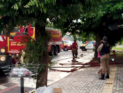 Incêndio em Marechal Rondon mobiliza bombeiros e SAMU