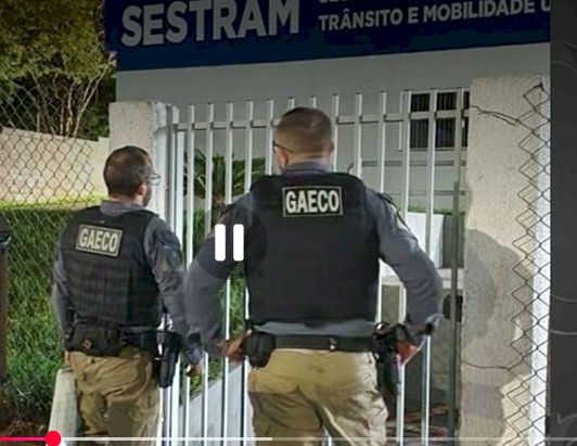 Operação do GAECO leva cinco  policiais militares para cadeia  por envolvimento com contrabando