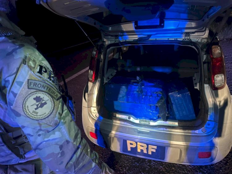 PRF apreende 100 quilos de maconha e prende motorista em Toledo