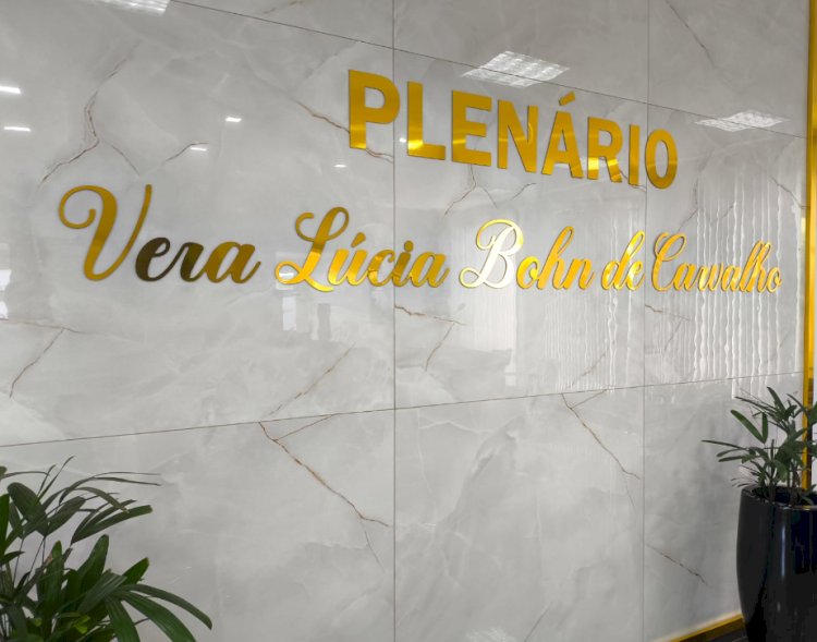 Nova Santa Rosa homenageia primeira legislatura em sessão solene na noite de hoje (10)