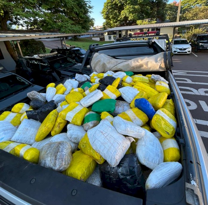 Toledo  agora pela manhã: Quase meia tonelada de drogas é apreendida após perseguição na PR-317 -