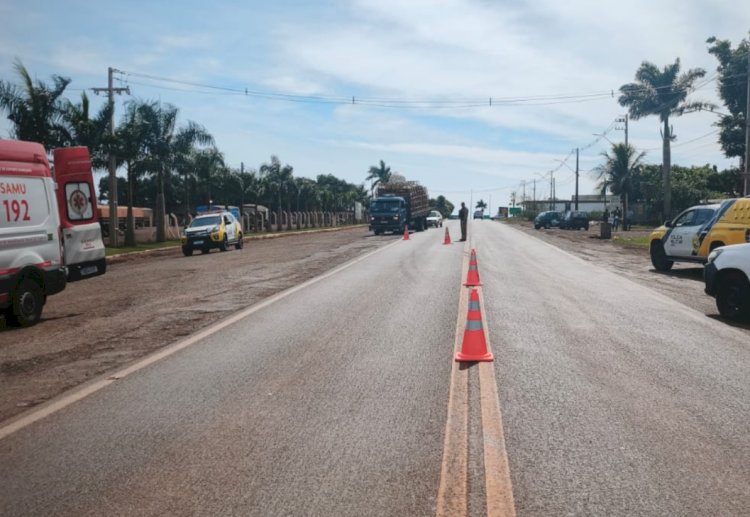 Motociclista e passageira ficam feridos em acidente na  região