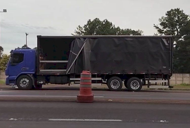 PRF apreende  medicamento e celulares contrabandeados do Paraguai na região