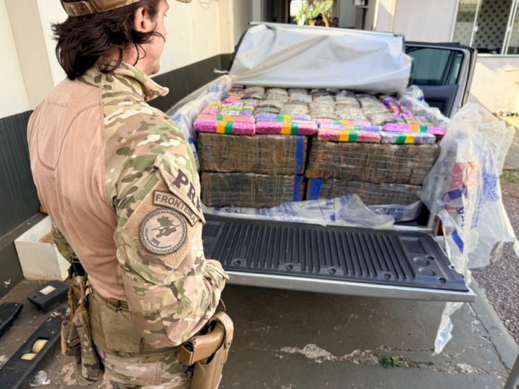Após perseguição, PRF apreende quase 1 tonelada de maconha no Oeste do Paraná