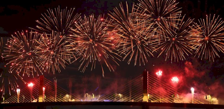 Show de luzes, drones e música emociona o público e celebra entrega da Ponte de Guaratuba 01/05/2026 - 20:17