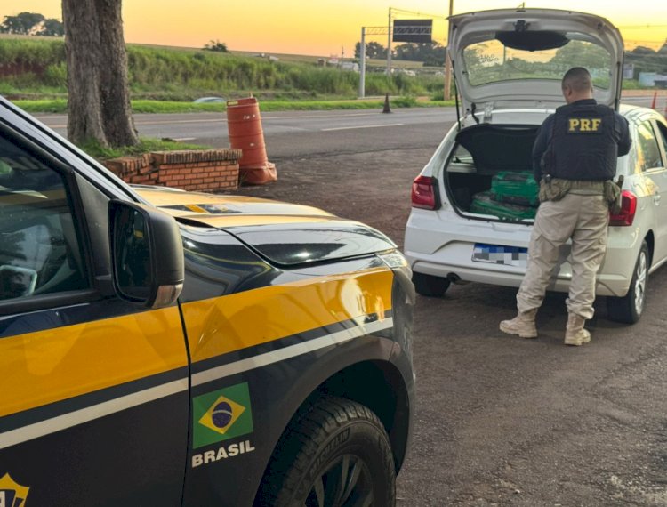 PRF prende motoristas de aplicativo com drogas  na região de fronteira do Paraná; um em Marechal Rondon