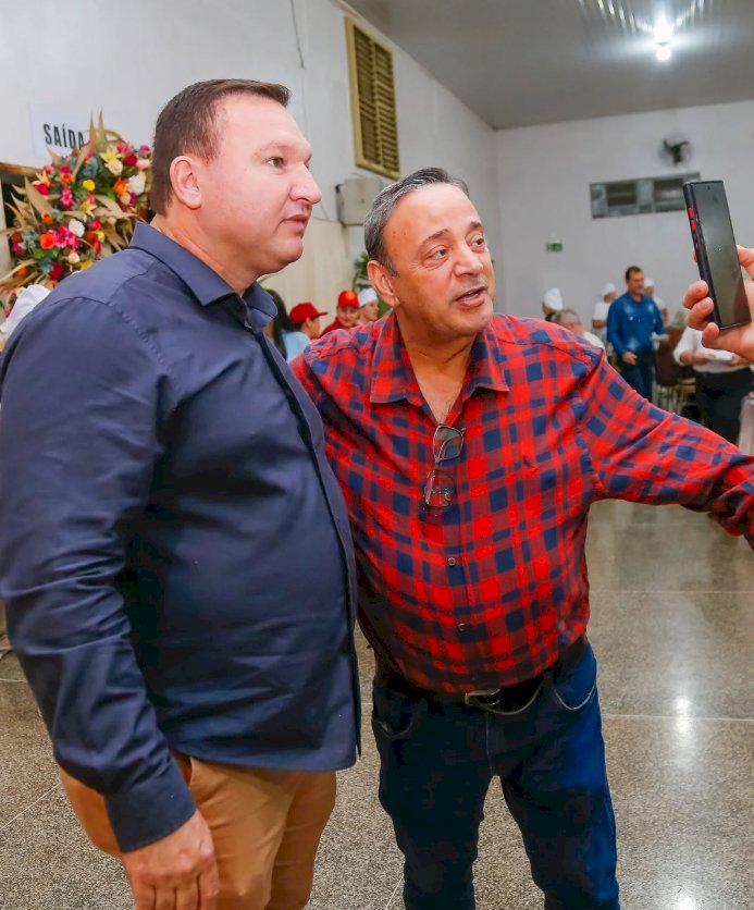Café Colonial de Mercedes recebe mais de 1,1 mil pessoas na primeira noite e projeta recorde neste sábado a partir das 15 horas