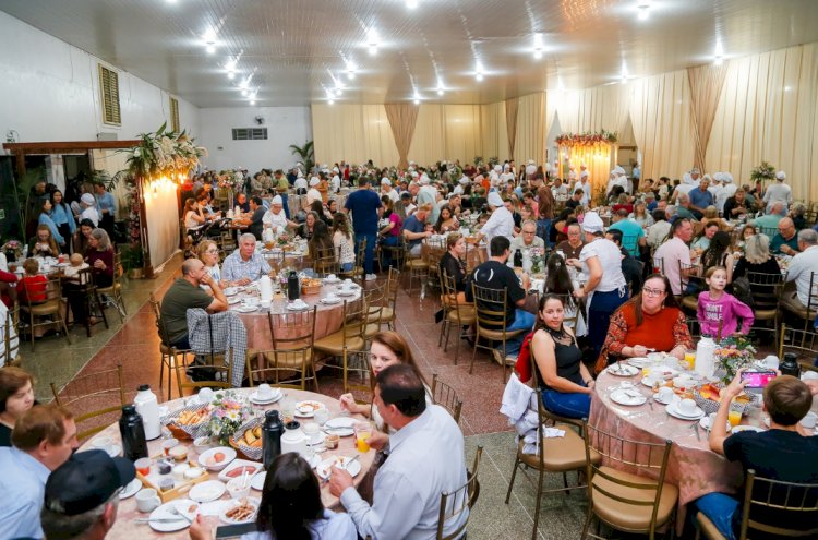 Café Colonial 2026 bate recorde de público e serve mais de 2.750 pessoas em Mercedes