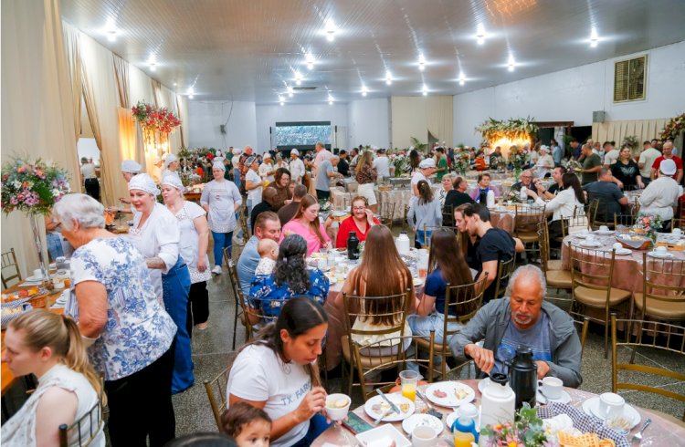 Café Colonial 2026 bate recorde de público e serve mais de 2.750 pessoas em Mercedes