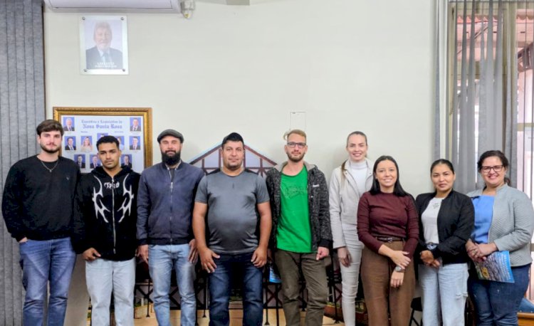 Primeiros aprovados em concurso público tomam posse em Nova Santa Rosa