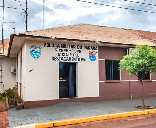ATUALIZADO: Homem é preso por violência doméstica e posse de arsenal de armas em Quatro Pontes