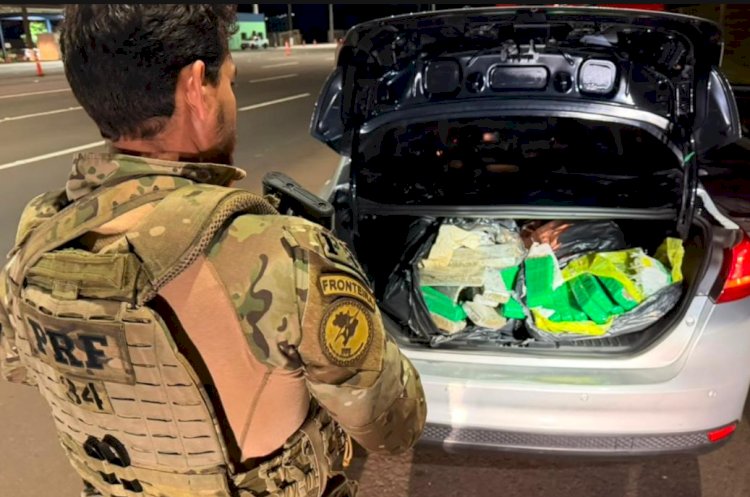 PRF apreende maconha e cigarros durante operação na BR-277, no Oeste do Paraná