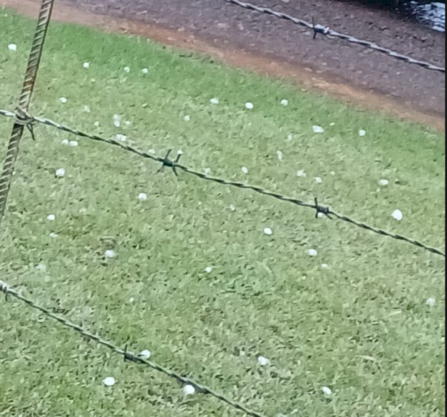 Mais Municípios do Oeste Registram Granizo no Início da Noite Deste Domingo