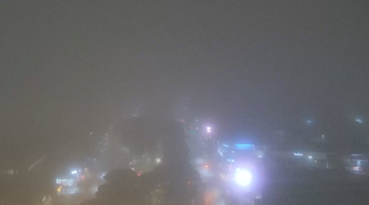 Frente fria provoca neblina densa na PR-163 entre Marechal Cândido Rondon e Toledo e exige atenção redobrada de motoristas