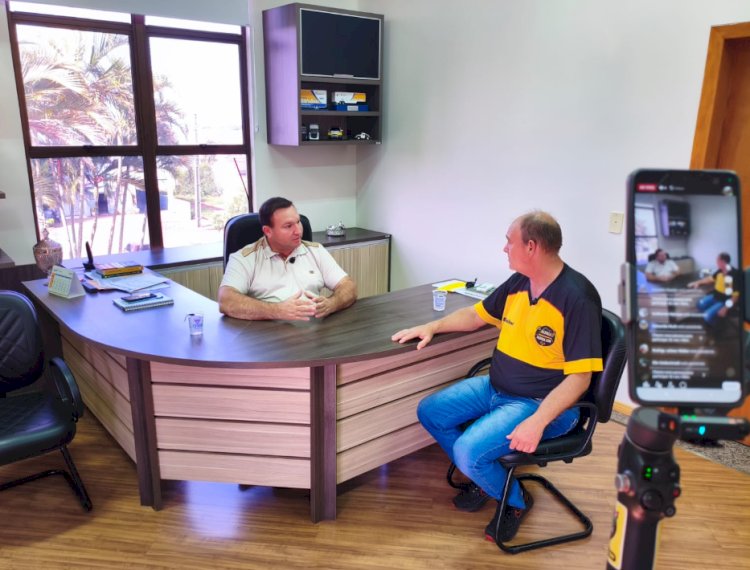 Prefeito de Mercedes Laerton Weber detalha obras em andamento, projeta novas ações e comenta ação do MP