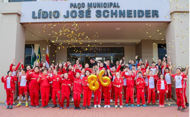 Mercedes salta da 177ª para a 2ª melhor educação do Paraná com Ideb 8,6