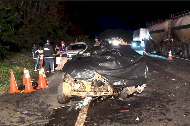 Colisão frontal na BR-277 em Laranjeiras do Sul deixa dois mortos e sete feridos