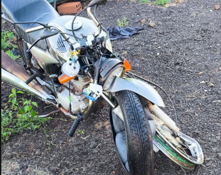 ATUALIZADO: Dois jovens de Nova Santa Rosa ficam feridos em acidente com motocicleta  na Ponte do Guaçu na PR 491