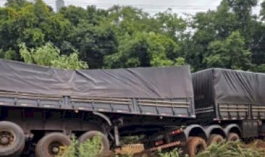 Novas informações sobre colisão entre van e carreta que seria de Nova Santa Rosa