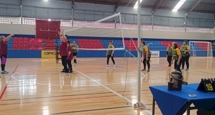 Nova Santa Rosa  faz amistoso em preparação  para Liga Cresol da terceira idade