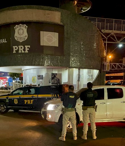 Polícia rodoviária  federal  recupera veiculo furtado na região