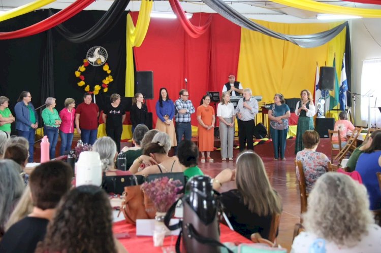 Encontro de Clubes de  mães   em Nova Santa Rosa  está acontecendo hoje